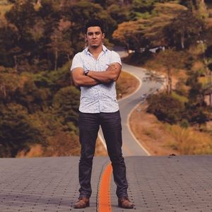 Meet your Posher, Moreno